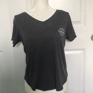 Dark grey tee